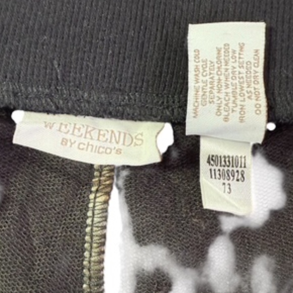 NWOT Chico's Weekends Black Single Back Pocket Joggers Size 1 Regular - Picture 6 of 7